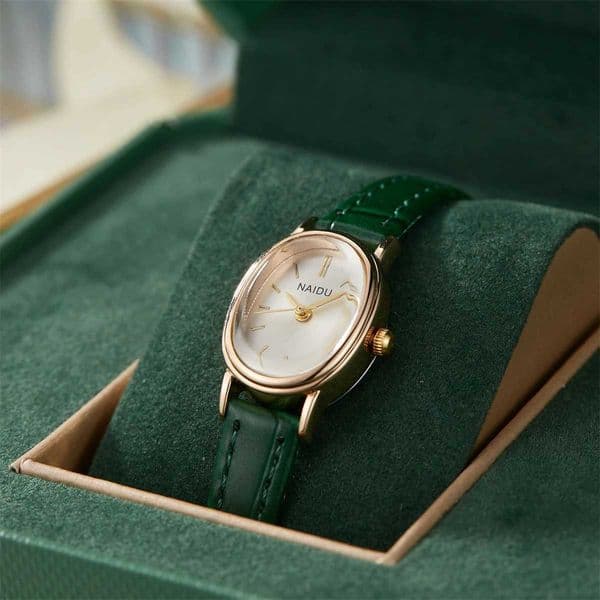 Elegant and fashionable ladies watch simple smooth dial oval case ladies quartz watch X251128