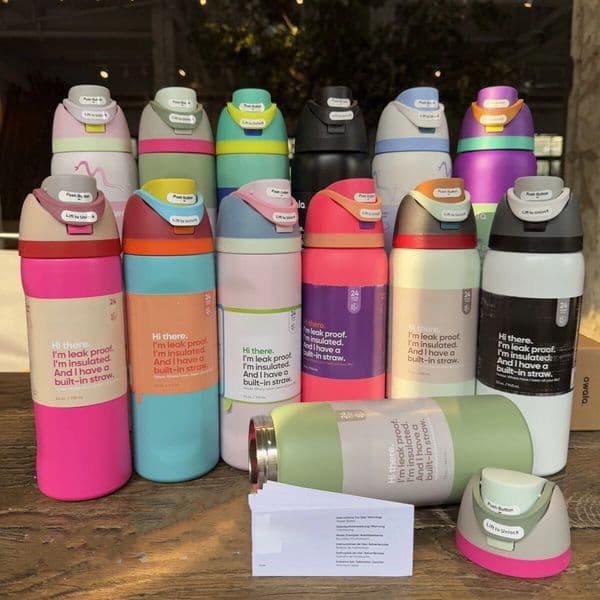 2026 New New Designer Insulated Stainless Steel Cups 24Oz 32Oztumblers Cat Bowcups With Straw Sports Water Bottles Free Shipping Free Shippi