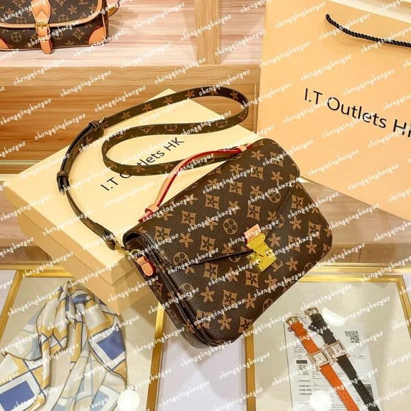 luxurys designers crossbody bag pochette metis Women handbag messenger bags oxidizing leather elegant shoulder bags Purse Crossbody bags M44875 M41487