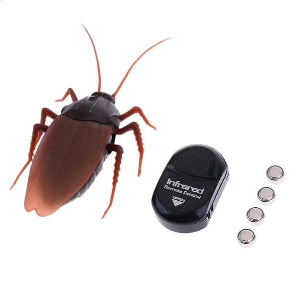 Funny Novel Simulation Animal Cockroach Infrared Remote Control Electric Mischief Childrens Tricky Party Toys Plastics 250118