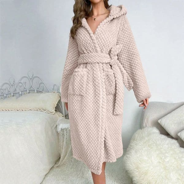 Womens Plush Coral Velvet Bathrobes Super Warm Soft Comfortable 5 Colors Hooded Bath Robes Female Nightgown Robes 250207