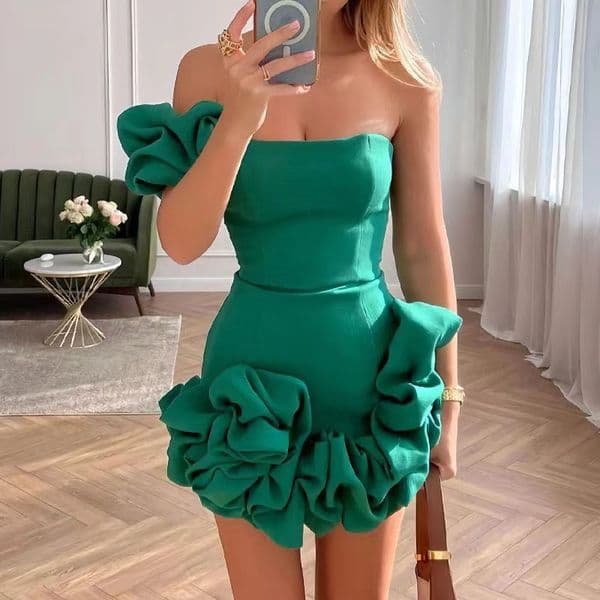 (385) New summer women's dress with ruffled hem and waisted dress, one-shoulder tube top and hip skirt