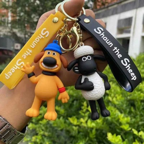 Cute Llaveros Women Anime Sheep Keychain for Bag Charm Doll Keyring Puppy Bitzer Chaveiro Key Chain Porte Cls Friends WholesaleXJ250115