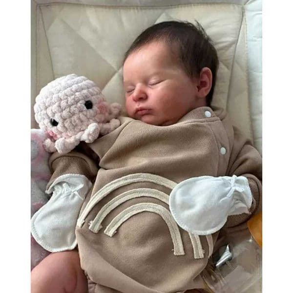 Labubu Outfit 48Cm Reborn Sleeping Baby Laura Lifelike Soft Touch doll reborn 3D Skin With Visible Veins Collectible Art Doll Girl Doll