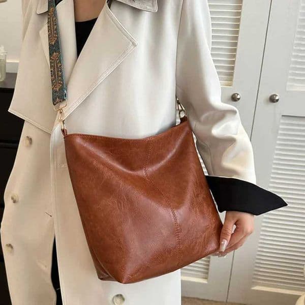 1PC New Womens Fi Handbag Single Shoulder Crossbody Bag Large Capacity Bucket BagXJ250211
