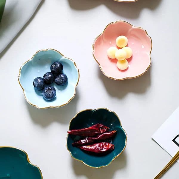 Creative Japanese Sakura Ceramic Dish Cherry Blossom Kawaii Plate Sauce Flower Bowl for Kitchen Vinegar Dishes 250213