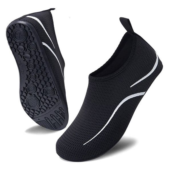 2024 Quick-drying Men Aqua Shoes Lightweight Women Water Shoes Soft Couple Beach Shoes Summer Anti-slip Casual Sneakers Flexible 250217