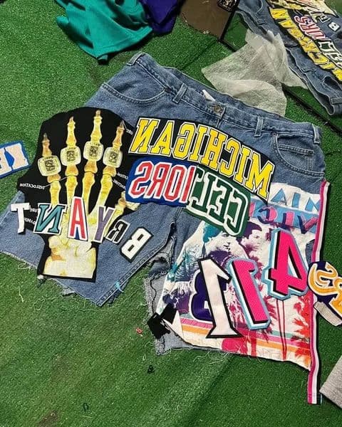 Y2K Denim Shorts Fashion Retro Punk Splicing Pattern Blue Loose Denim Fitness Shorts Hip Hop Mens Women Street Casual Shorts 250218
