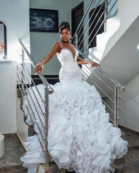 2026 Arabic Dubai Church Wedding Dress Sheer Neck Beaded Illusion Long Sleeves Ruffles Organza Mermaid Bride Dresses African Vestidos De Noivas