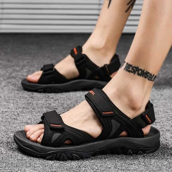 New Arrival Shoes Mens Sandals Summer 2025 Outdoor Classics Walking Men Sandals Big Size 46 Gladiator Sandals New Platform Water Footwear T250220