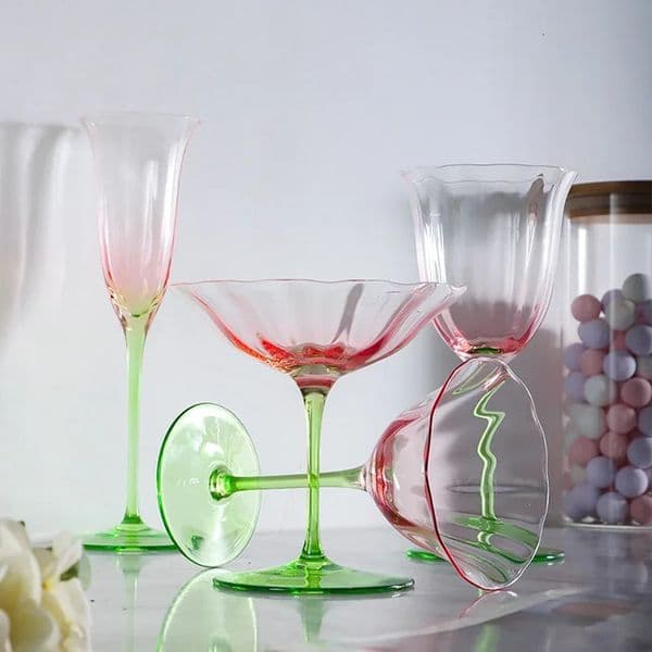 Light Retro Flower Home Wine Glasses Champagne Cup Set Crystal Goblet Glass Ribbed Pink Green Cocktail Glass Martini Cup 250224