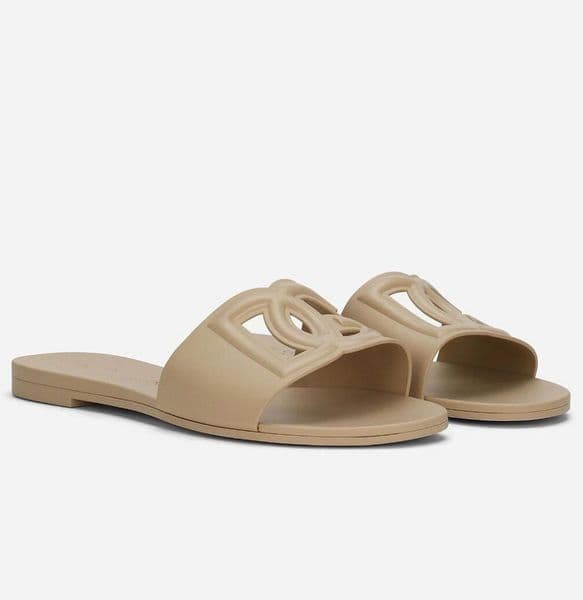 Summer Wholesale Women Keira Sandals Flats Soft Rubber Beachwear Sliders Rubber Sole with Embossed Slip On Lady Beach Slippers EU35-41
