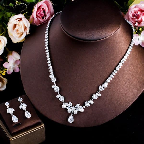 Choucong Ins Top Sell Wedding Jewelry Sets Luxury 18K White Gold Fill Water Drop 5A Cubic Zircon CZ Diamond Gemstones Women Dangle Earring Flower Pendant Necklace