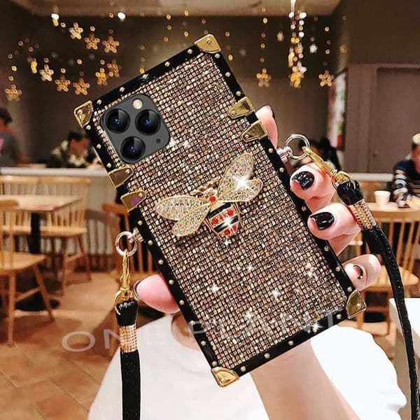 Luxury Glitter Diamond Bee Phone Case For iPhone16 11 12 13 14 15 Pro Max X XS XR 7 8 Plus SE2022 Crossbody Lanyard Square Cover Z250227