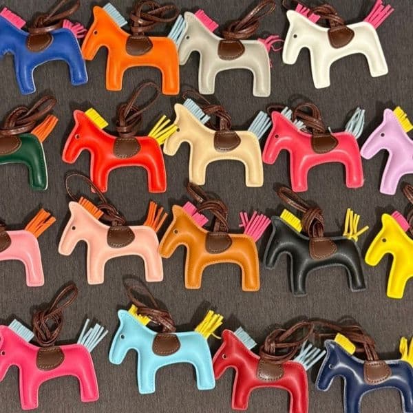 Top luxury women's procurement products mini flying horse pendantPU leather bag accessories keychain gift tassel accessories,33