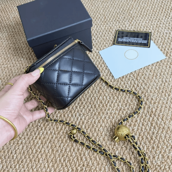 2C Diamond-shaped checkered chain shoulder strap mini square for women single-shoulder makeup bag box packaging VIP gift