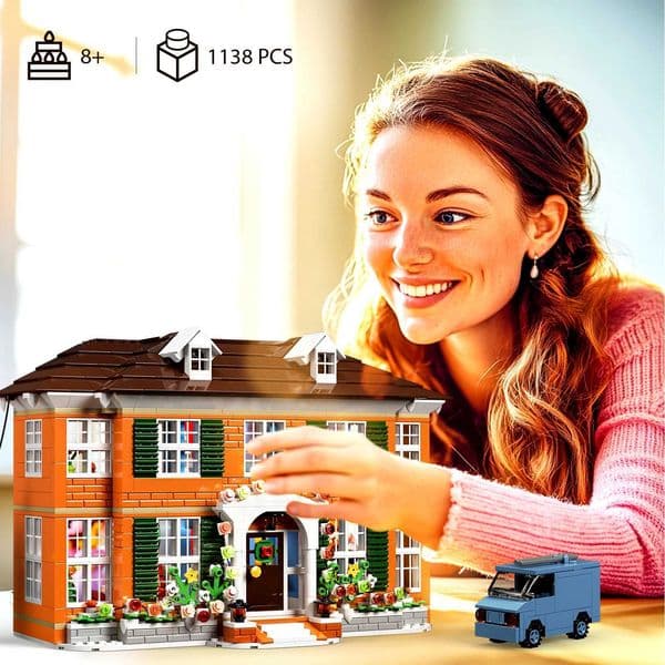 Build Block Set Build Block brick Set Wooden Building Brick Blocks Toys: Home-Alone Cabin Cottage Brick Train - 1138 Pcs Office Decor Display