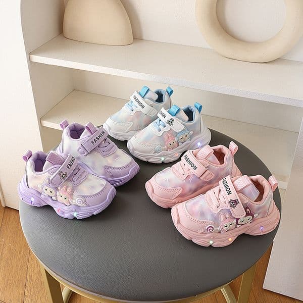 Ddmyshoesvip Spring children's shoes And Autumn New Cute Cartoon Light Up Non Slip Soft Sole Running Casual Shoes For Baby Girls S260330