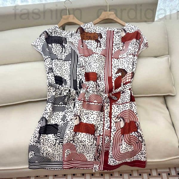 Basic &amp Casual Dresses Designer French Style Summer New Twill Silk Positioning Print Simple Generous Loose Versatile Temperament Mid Skirt Dress HDYA