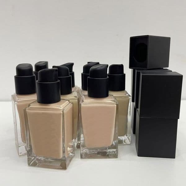 30ml Face Foundation Makeup Cream Top Quality Super Square Bottle Brand Designer Base Makeup Light Reflecting Foundation