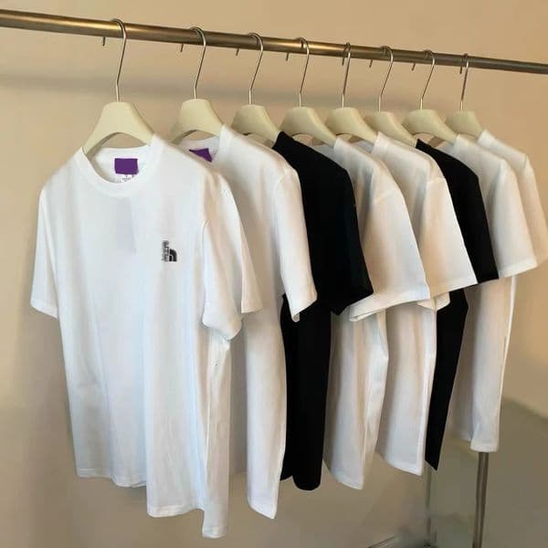 Summer Luxury T Shirts Short Sleeve Tshirt Men Hip Hop Cotton Designer Clothes Women Tees Top