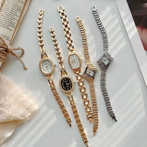 Luxury Oval Diamond Inlaid Bracelet Wrist Female Fashion Quartz Clock es XJ250612