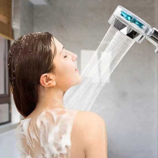 Handheld 360 Degrees Rotation Turbo Fan Shower Head High Pressure Water Saving Spray Shower Filters Bathroom Accessories X2506121