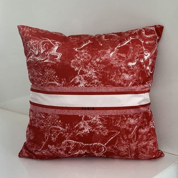 Luxury Designer Decor New Fashion Light Sofa Bedroom Cushion Living Room Headboard Plush Car Pillow With Core Cloth Art Pillowcase Home room