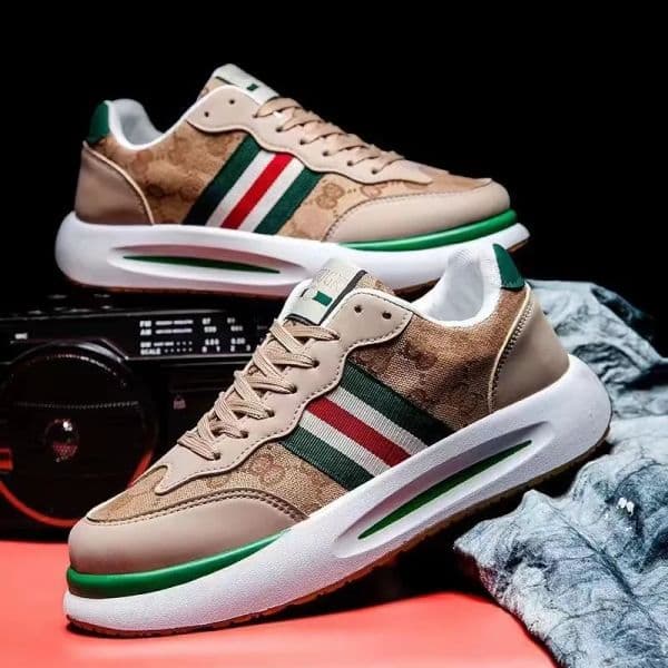 2025 Spring Summer New Arrival Hot Selling Trendy Men's Casual Sneakers Versatile Lightweight Durable Outdoor Skate Shoes Comfortable Student Running Sneakers