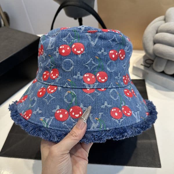 Luxury designers Bucket hat Cowboy cherry print flower letter print made of pure cotton female autumn temperament fashion