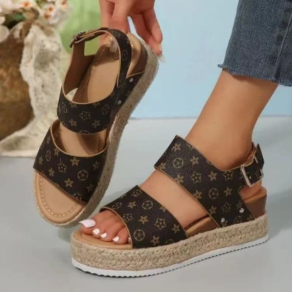 Sandals Women's Designer Platform Slippers Sole Flip Flops Casual Beach fashion home Slope heel thick soled sandals sliders slide outdoor woman