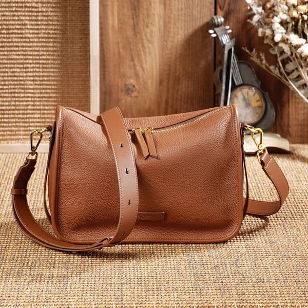 Women's Top Layer Cowhide Commuting Handbag Free Shipping Retro Simple Leather Designer Luxury Shoulder Crossbody Bag Versatile Shopping Large Capacity