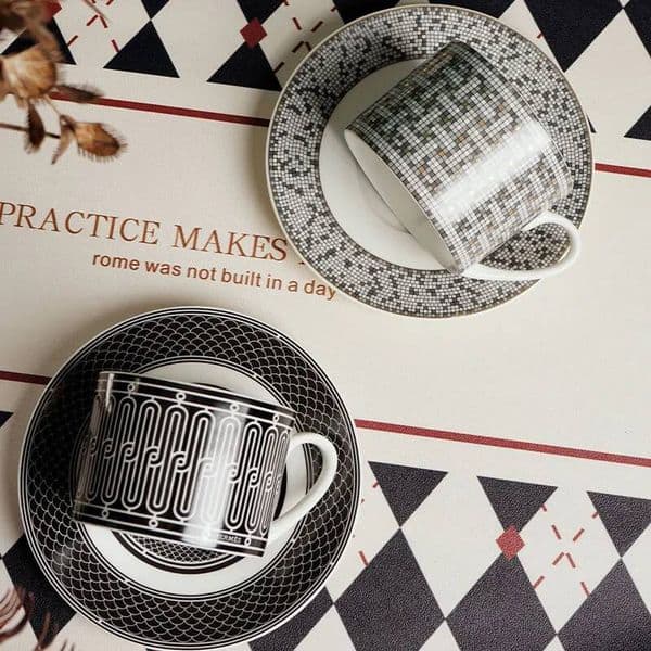 High-Quality Trendy H Home Bone Porcelain European Small Afternoon Tea Set Exquisite Coffee Cup Plate 25525