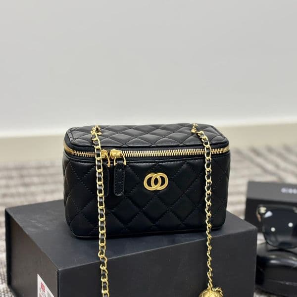 Designer bag Shoulder bag Square bag Lingge Chain Women bag Purse bag Messenger Handbag Cross body Luxury bag Mini Bag Fashion Leather Classic Zipper Brand bag