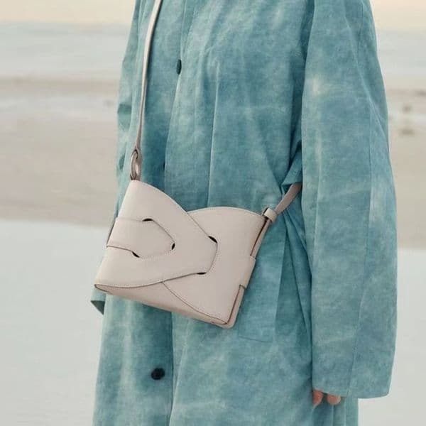 Luxury Fashion CrossBody Bags Genuine leather Womens Knitting purse bag Drawstring Designers Shoulder Bags Bucket Bags PLOLNEE Cosmetic Bag pouch handbag tote