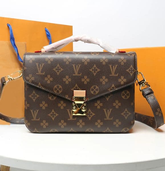 designer bag Women Messenger Travel bag Classic Style Fashion bags Shoulder Lady Totes handbags With key lock Tote Crossbody Bag TOTE BAG