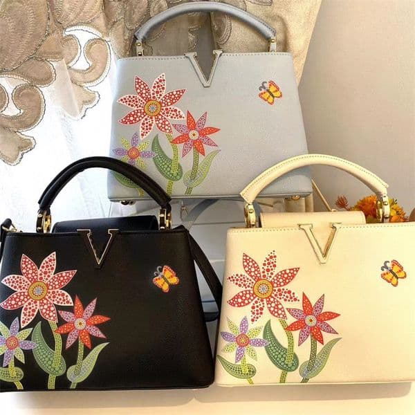 sac capucines BB Fashionable luxury designer One shoulder handbag Floral pattern Granular cowhide leather elegant woemns messenger bag tote bag top quality Ms bag