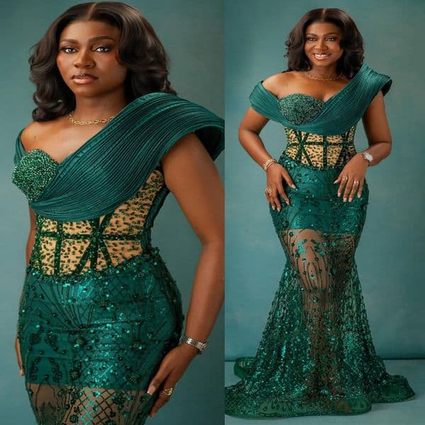 2025 Plus Size Dark Green Prom Dress Evening Dresses Formal Gowns Illusion Off Shoulder Beaded lace Crystals Birthday Dress Second Reception Gown AM2927