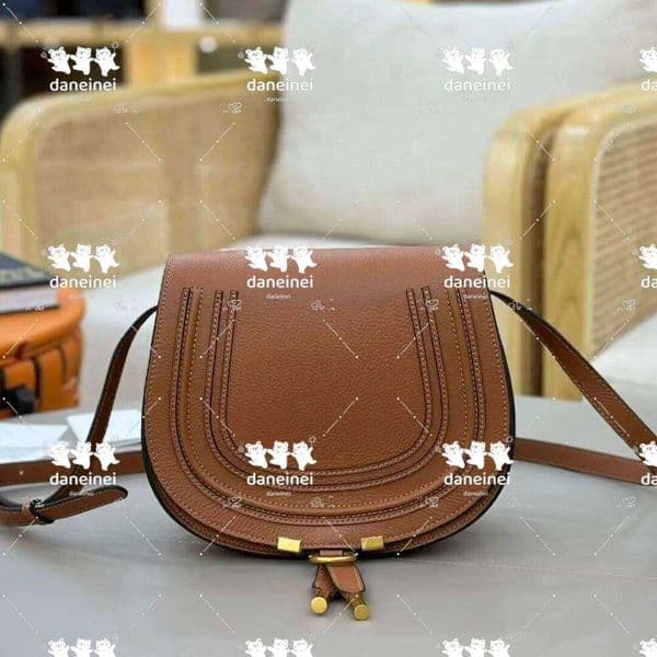 Classic Full Grain Cowhide Saddle Crossbody Bag Fashion Flip Shoulder Ladies Commuting Genuine Leather Purse High Quality