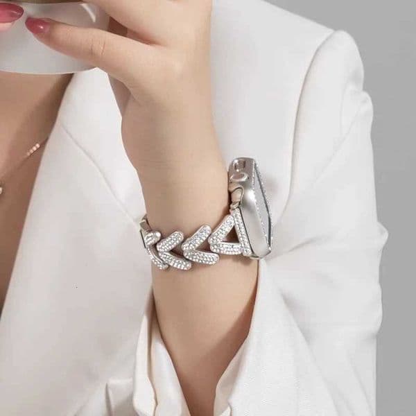 Diamond Metal Strap for Watch 10 Band 46mm 42mm 41mm 4449mm 45mm 40mm Women Belt Bracelet iWatch Series 9 8 7 Se 6 Ultra Z250924