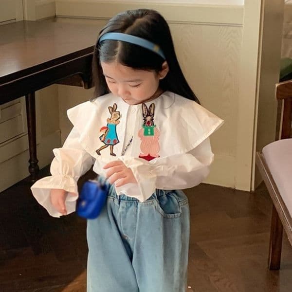 Clothing Sets Children Girl Clothes Embroidered Cartoon Big Lapel Shirt Autumn Spring White Black Korean Casual Girls Blouse 230601