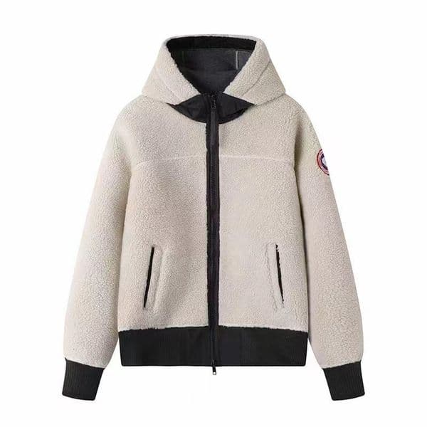 Couple-Friendly Outdoor Jackets - Unisex Faux Lambskin Wool Coats with Hoods for Winter Warmth