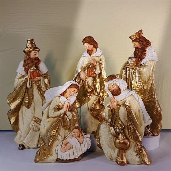 Scene setting of the Nativity of Jesus Christmas decoration of the Saint Marys trough statue decoration of the crib decoration of Catholic and C 241112