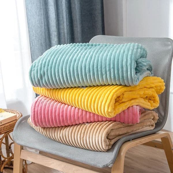 Striped Flannel Blanket For Beds Solid Pink Blue Color Soft Warm Mink Throw Sofa Cover Bedspread Beach Airplane Travel 250930BANJIA
