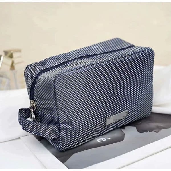 Stylish Ladies' Personal Hygiene Pack in Soft Fabrics Versatile Washbag Suitable for Everyday Use