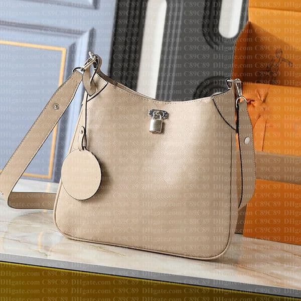 Designer Bag Women Luxurys Designers Totes Handbag All Around Wallets Bag Messenger Purse Punched pattern genuine leather HOBO Bag Luxury Handbags