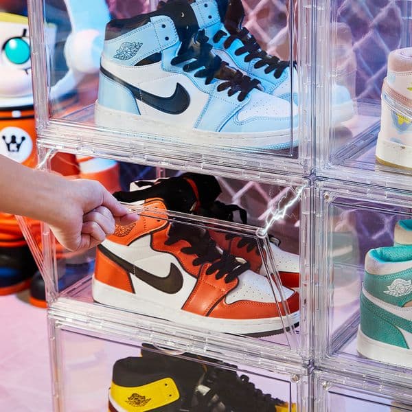 1500G Thickened Acrylic Transparent Magnetic Side Opening Shoe Sneaker Storage Box