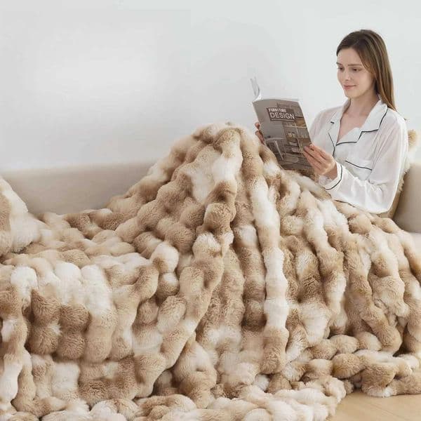 2026 Bubble Fleece Couch Faux Rabbit Fur Throw Blanket Soft Cozy Fluffy Decorative Blankets For Bed Sofa Mothers Day C251118 Free Shipping