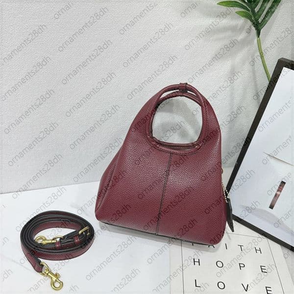 Designer bag Lana bag lana shoulder bag 20/25CM Handbag Bucket Bag bags designer women Underarm Bag Large Capacity Shopping Tote Leather bag wallet purse