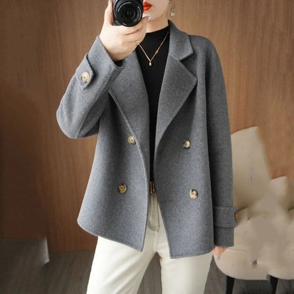 2025 Autumn Winter Women Woolen Overcoat Double Breasted Office Coat Solid Suit Collar Slim Fit Short Ladies Wool Jacket 241217